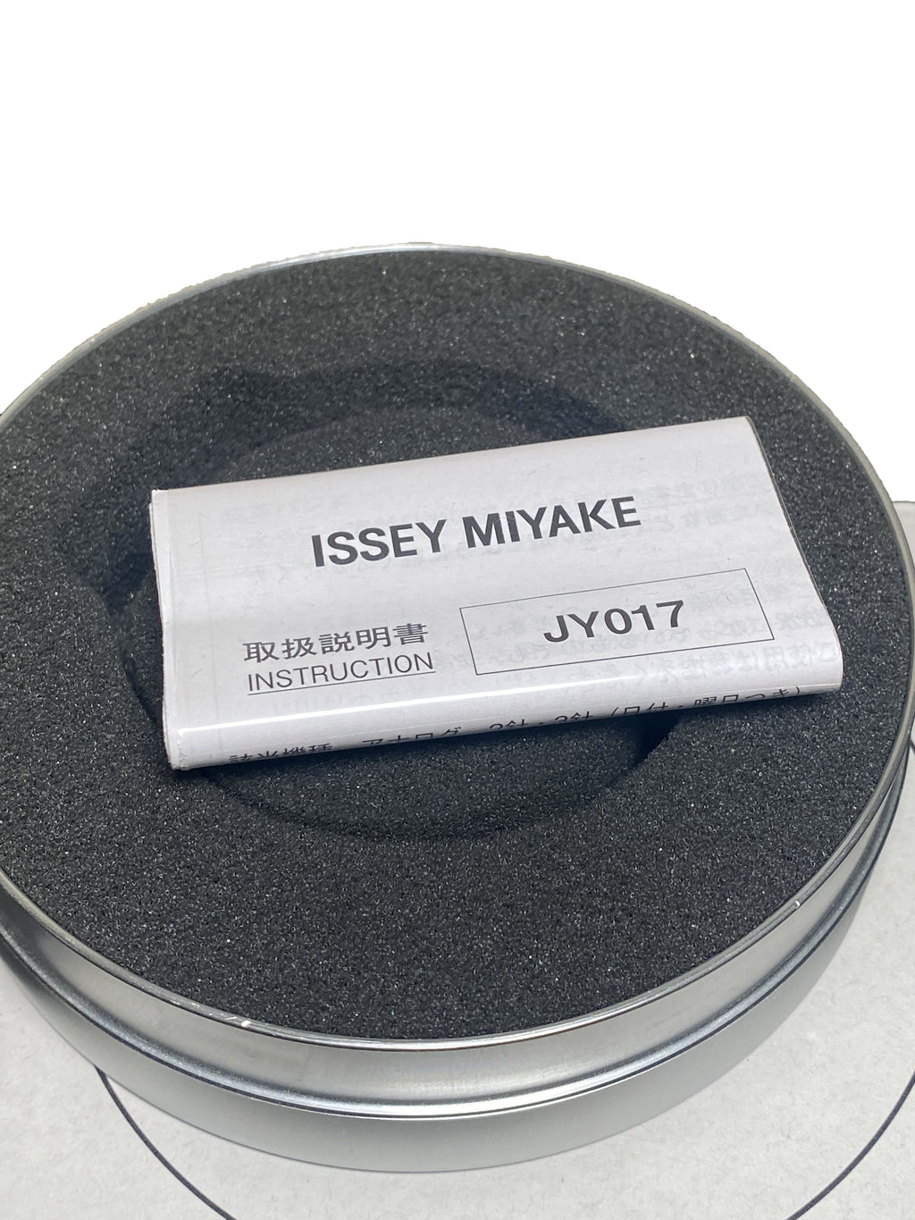 Issey Miyake To - Silver
